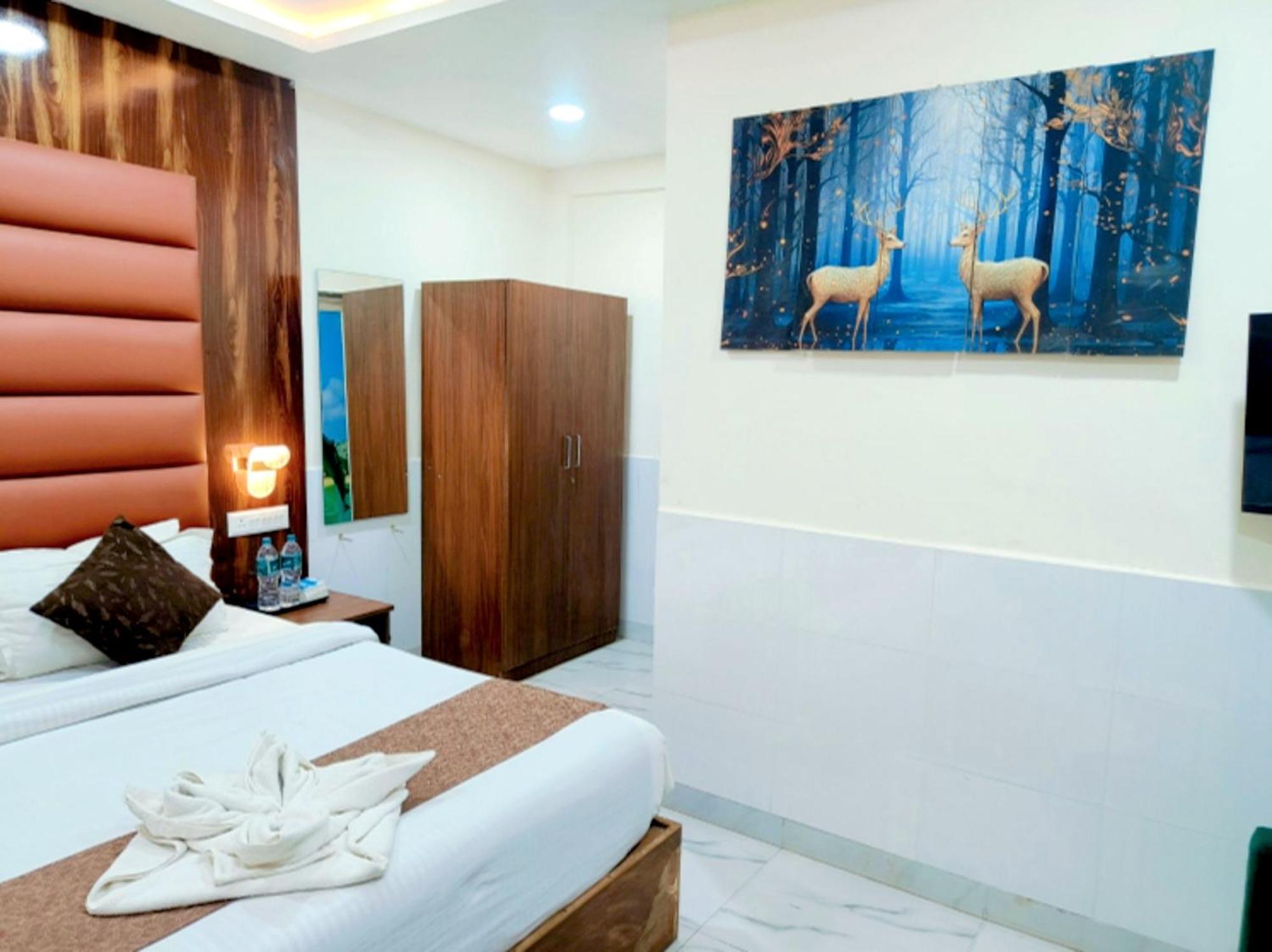 Hotel Small Daddy Plus Calangute Kültér fotó